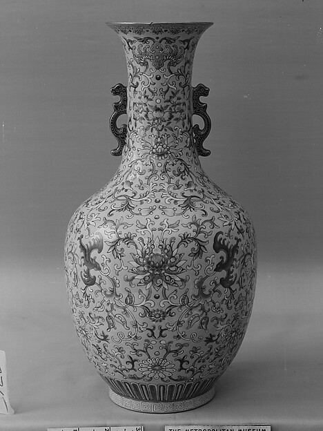 Qing dynasty vase with bats, peaches and double happiness, The Met
