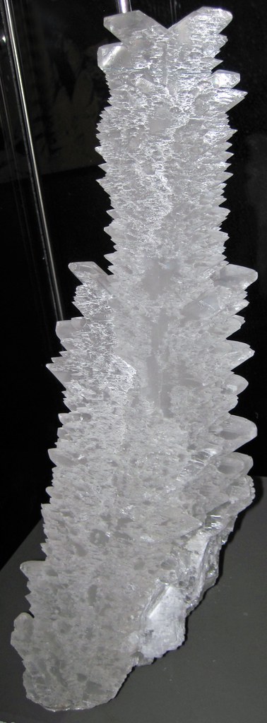 Fishtail selenite gypsum specimen